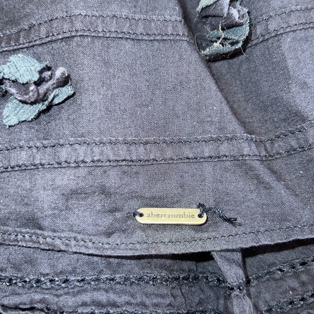 Abercrombie kids skirt, size small - Picture 3 of 7